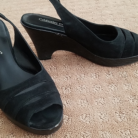 Coldwater Creek peep toe pumps - Picture 2 of 4